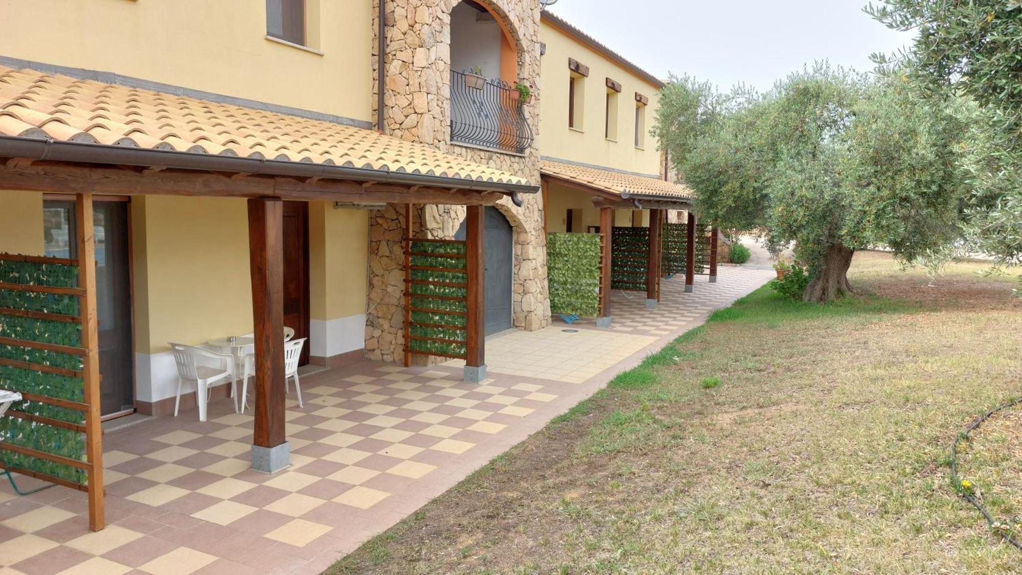 Hotel Cardedu Exterior foto